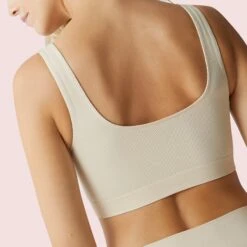 Soutien-gorge Sans Armatures Nude Just Essential 11 Soutien-gorge Sans Armatures Nude Just Essential -Bestform Soldes 2024 BL10802 043 WEB 2 f0704672 b694 450d 8b8b 73ad1bd25471